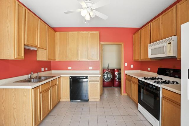 6602 Pine Lake Drive, Tinley Park, IL 60477