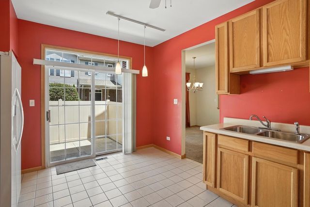 6602 Pine Lake Drive, Tinley Park, IL 60477