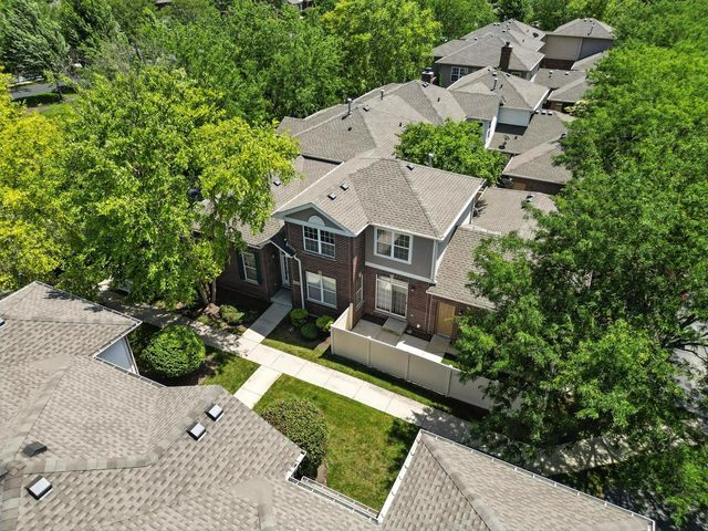 6602 Pine Lake Drive, Tinley Park, IL 60477