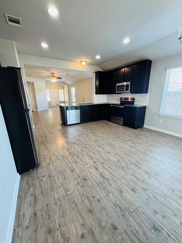1312 Bear Peak LN, Pflugerville, TX 78660