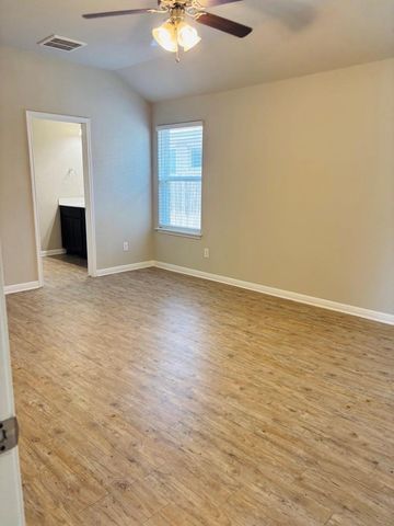1312 Bear Peak LN, Pflugerville, TX 78660