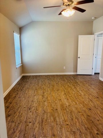 1312 Bear Peak LN, Pflugerville, TX 78660