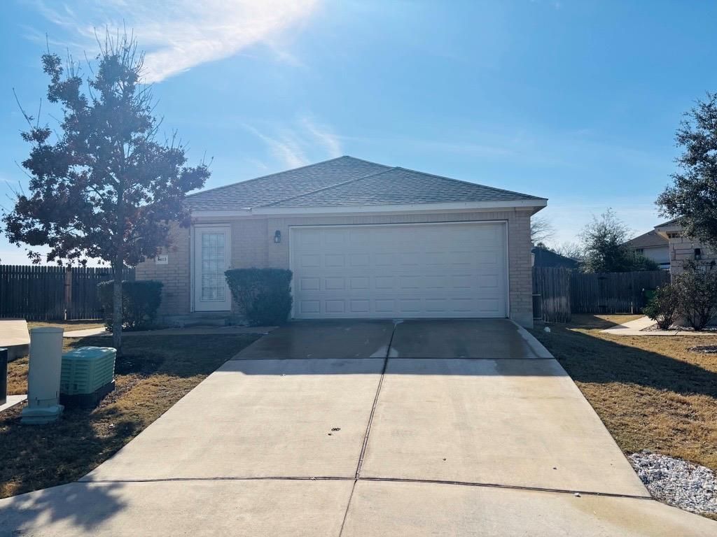 1312 Bear Peak LN, Pflugerville, TX 78660
