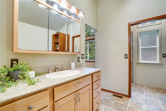 5413 43rd Avenue NW, Gig Harbor, WA 98335