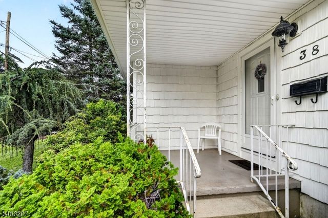 38 Sherwood Ave, East Brunswick Twp., NJ 08816