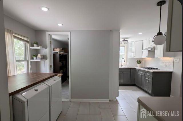 138 Disbrow Hill Road, Millstone, NJ 08535