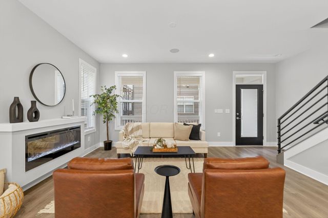 1239 Cromartie Lane, X, Columbus, OH 43201