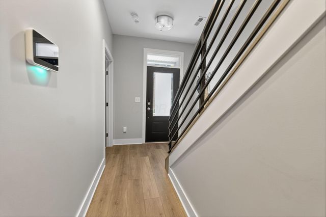 1239 Cromartie Lane, X, Columbus, OH 43201