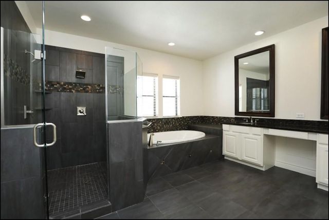2226 Hilshire Lake Drive, Houston, TX 77080