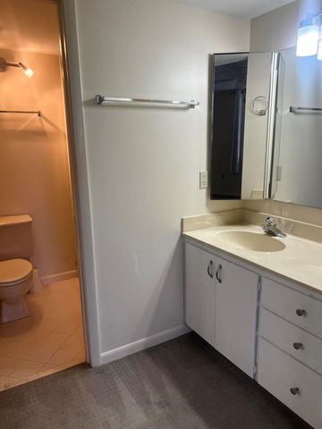 3636 Whitehall Drive 204, West Palm Beach, FL 33401