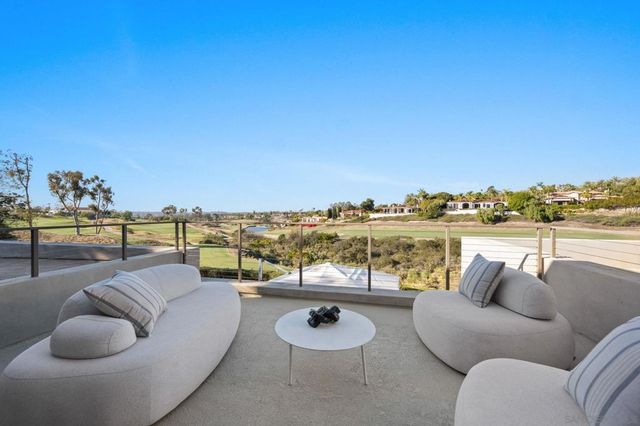 6968 Saint Andrews Rd, Rancho Santa Fe, CA 92067