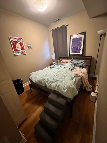 3709 N Kenneth Avenue 218, Chicago, IL 60641