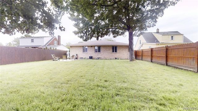 34 Wiesner Rd Road, Lackawanna, NY 14218