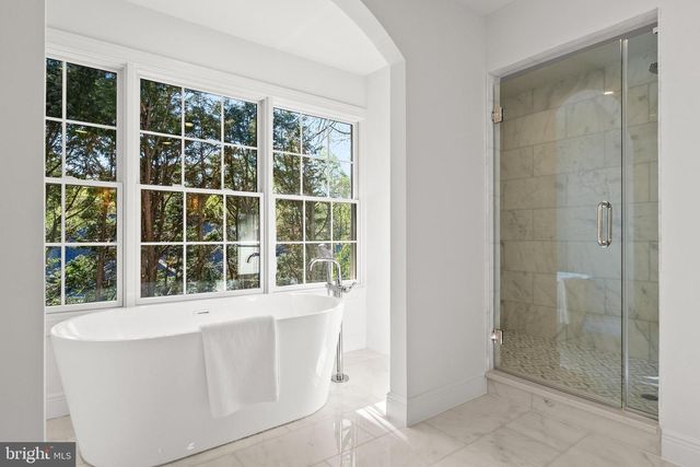 5108 52ND CT NW, Washington, DC 20016