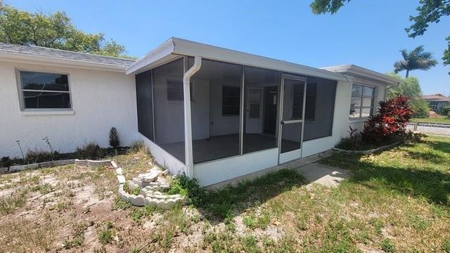 9202 SUFFOLK LANE, Port Richey, FL 34668