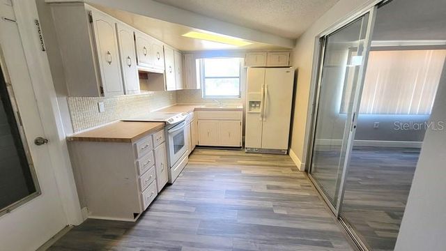 9202 SUFFOLK LANE, Port Richey, FL 34668