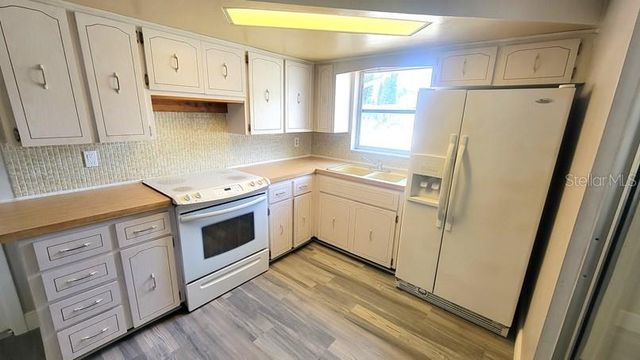9202 SUFFOLK LANE, Port Richey, FL 34668