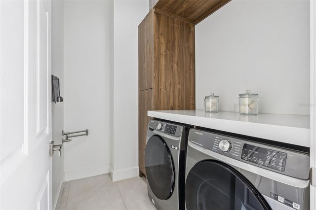 5837 CAYMUS LOOP, Windermere, FL 34786