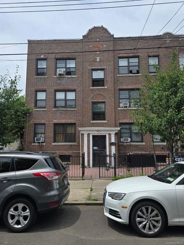 86-44 123rd Street, Richmond Hill, NY 11418