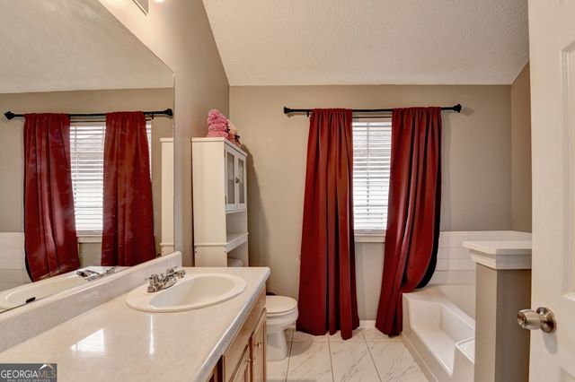 225 DAIRYLAND Drive, Covington, GA 30016