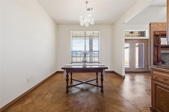 7001 S Cimarron Road, Yukon, OK 73099