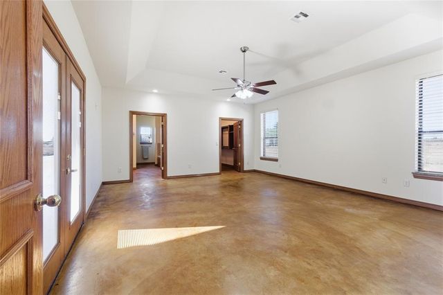 7001 S Cimarron Road, Yukon, OK 73099