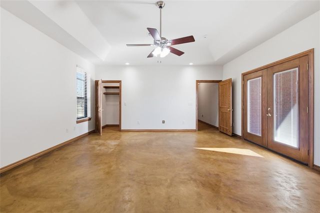 7001 S Cimarron Road, Yukon, OK 73099