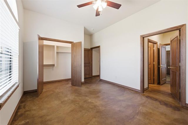 7001 S Cimarron Road, Yukon, OK 73099