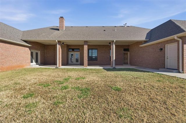 7001 S Cimarron Road, Yukon, OK 73099