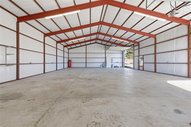 7001 S Cimarron Road, Yukon, OK 73099