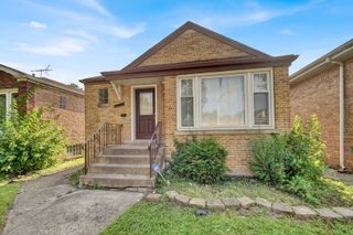 14424 S Lowe Avenue, Riverdale, IL 60827