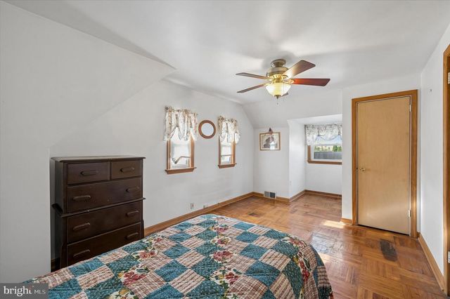 716 BROOKE CIR, Morton, PA 19070