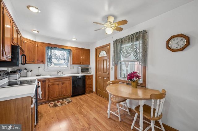 716 BROOKE CIR, Morton, PA 19070