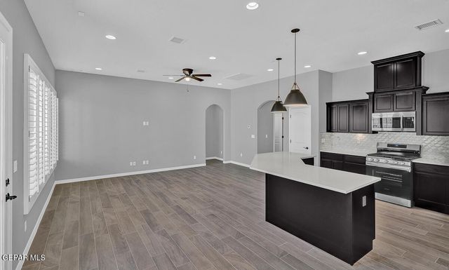 12422 Amesbury Avenue, El Paso, TX 79928