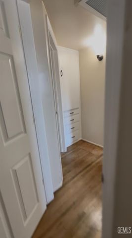 4521 Joanne Avenue, Bakersfield, CA 93309