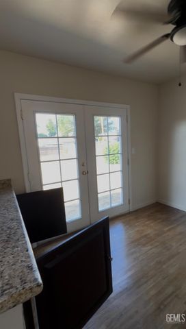 4521 Joanne Avenue, Bakersfield, CA 93309