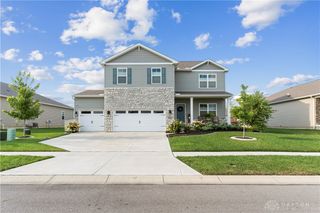 5362 Windbrooke Drive, Tipp City, OH 45371