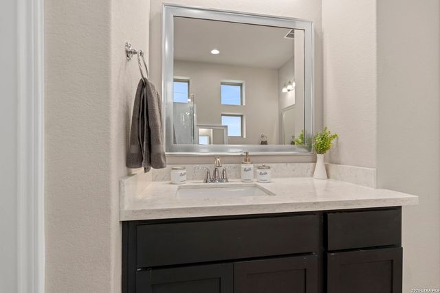 125 Amarosa, Boerne, TX 78006