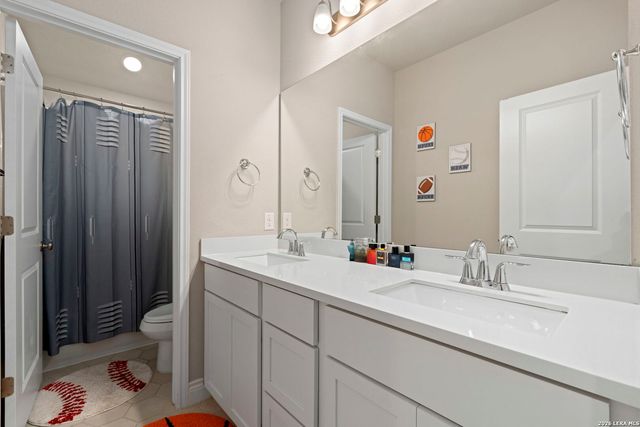 125 Amarosa, Boerne, TX 78006