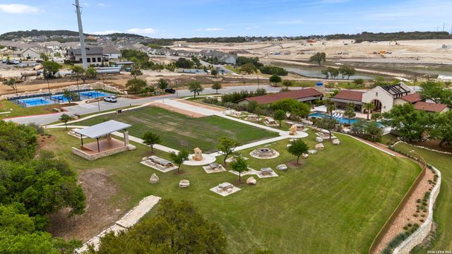 125 Amarosa, Boerne, TX 78006