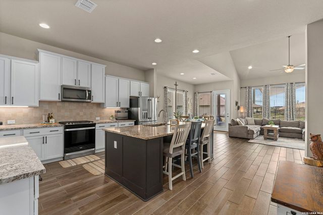 125 Amarosa, Boerne, TX 78006