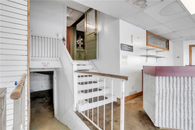 412 S Main St, City Of But Sw, PA 16001