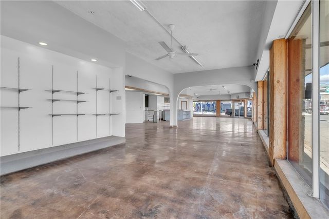 412 S Main St, City Of But Sw, PA 16001