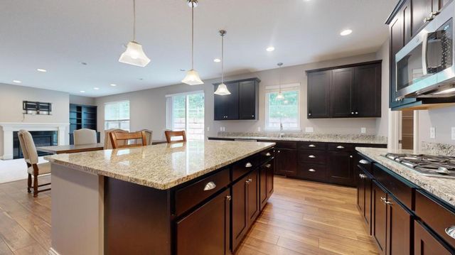 5585 Orchard Cove, Mound, MN 55364