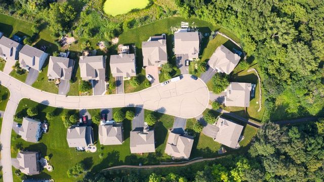 5585 Orchard Cove, Mound, MN 55364