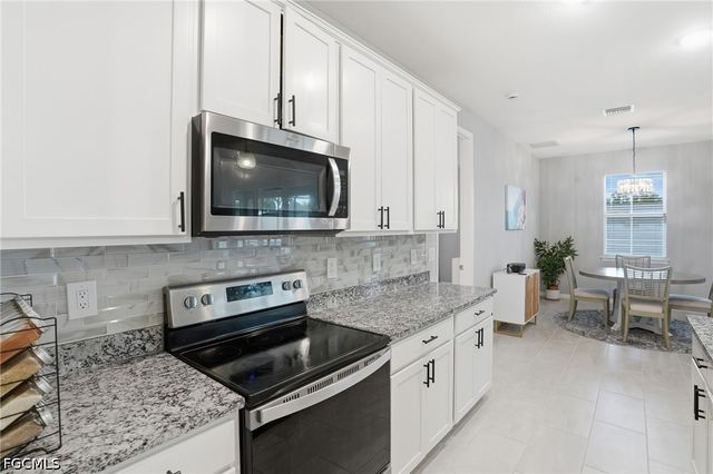 2704 SW 15th AVE, Cape Coral, FL 33914