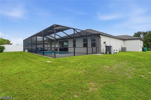 2704 SW 15th AVE, Cape Coral, FL 33914