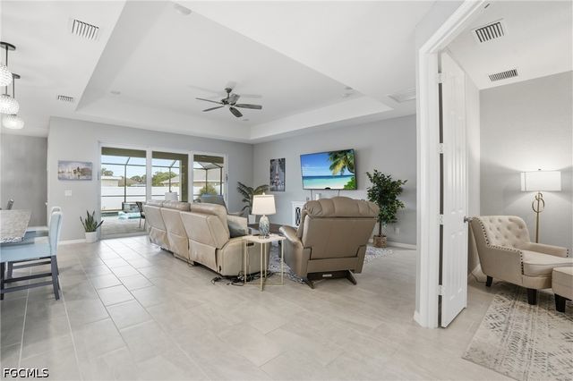 2704 SW 15th AVE, Cape Coral, FL 33914