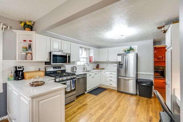 6895 Grant Drive, Westfield Center, OH 44251