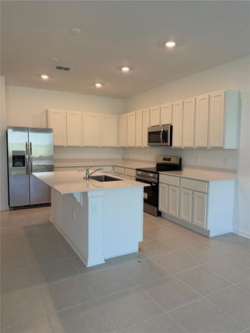 2823 MALOOF DRIVE, Davenport, FL 33837